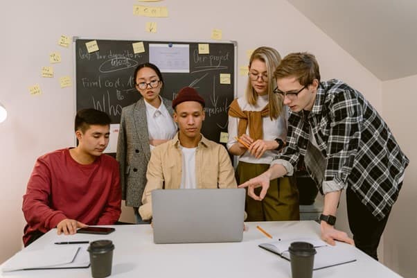 What You Need to Know to Recruit Immigrants for Your Small Business