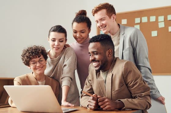 Why Collaborating Is Necessary to Build Bridges Within Your Company